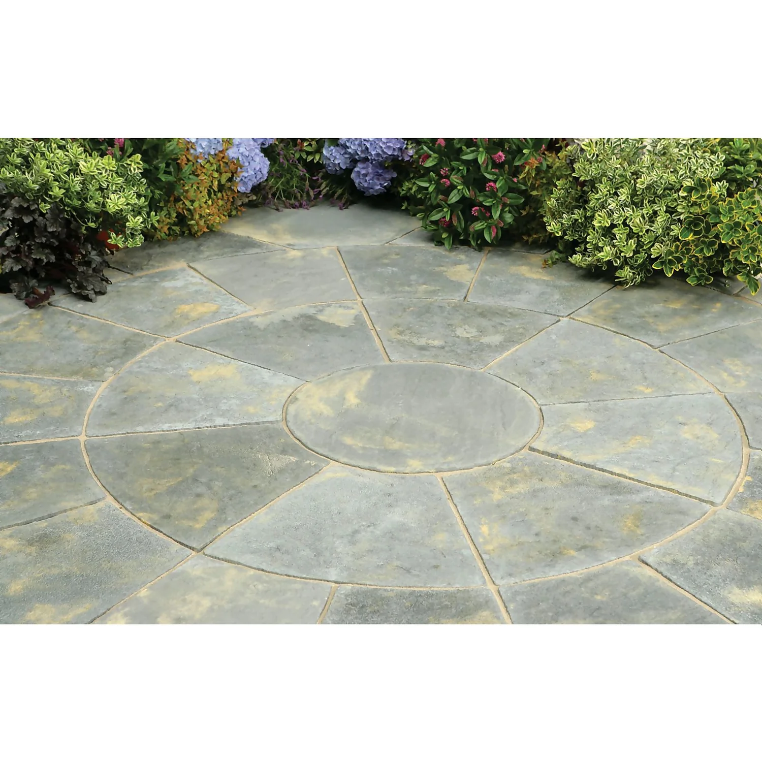Stylish Stone Chantry Circle Kit 2.4m - Antique 4 Stylish Stone Chantry Circle Kit 2.4m - Antique - Image 2