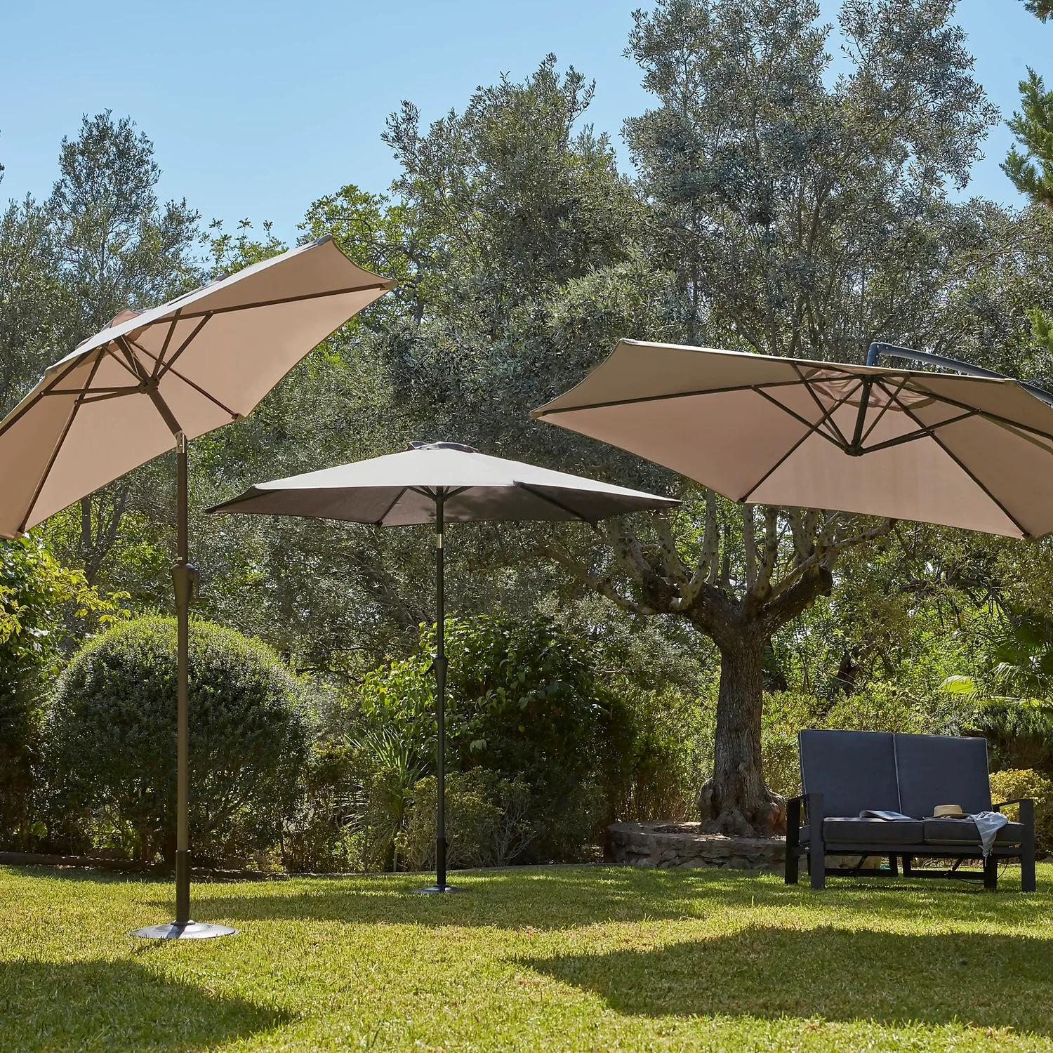 None 2.1m Crank & Tilt Parasol Natural - Dia. 38mm 6 None 2.1m Crank & Tilt Parasol Natural - Dia. 38mm - Image 4