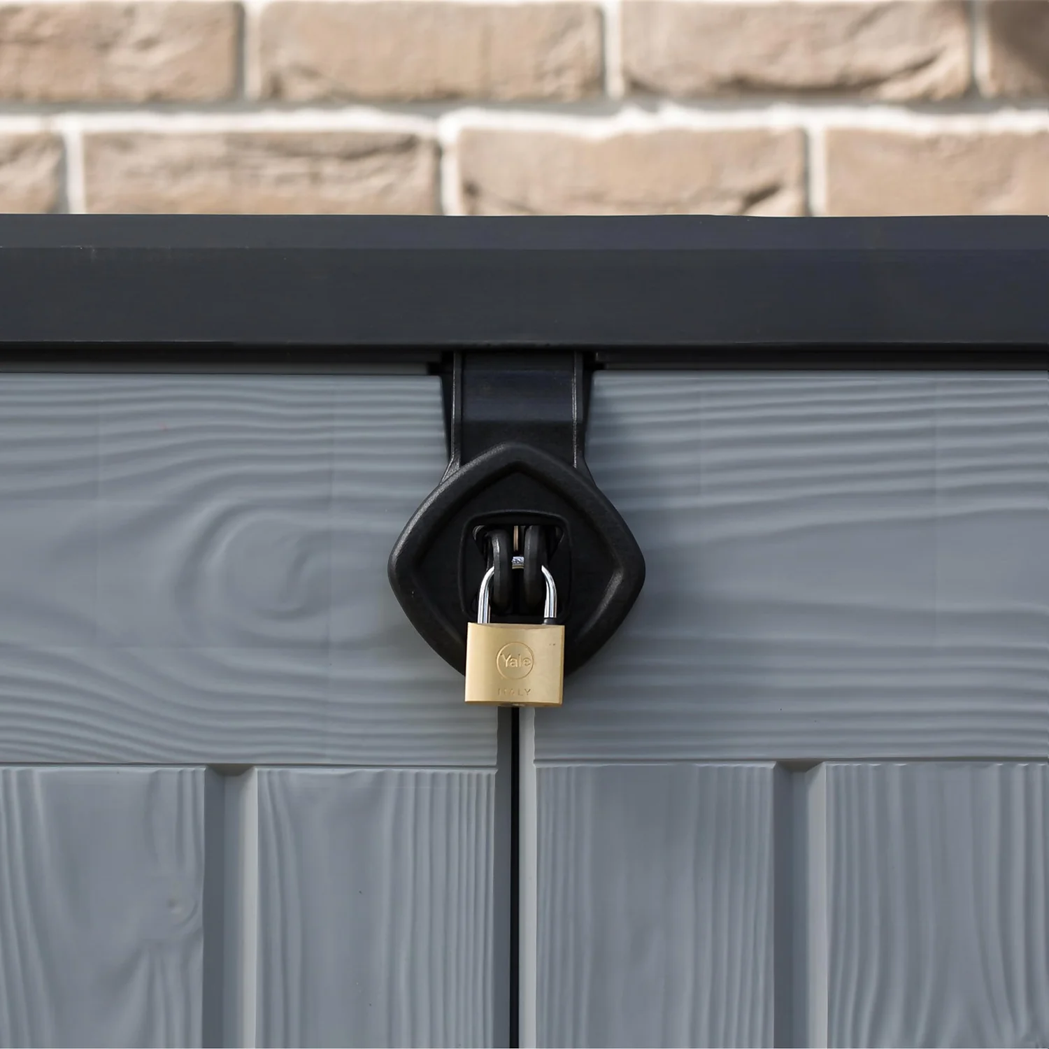 Keter Store It Out Ace Outdoor Garden Storage Shed 1200L - Grey / Graphite 7 Keter Store It Out Ace Outdoor Garden Storage Shed 1200L - Grey / Graphite - Image 5